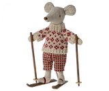 Winter Mouse, Mum