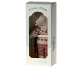 Winter Mouse, Mum