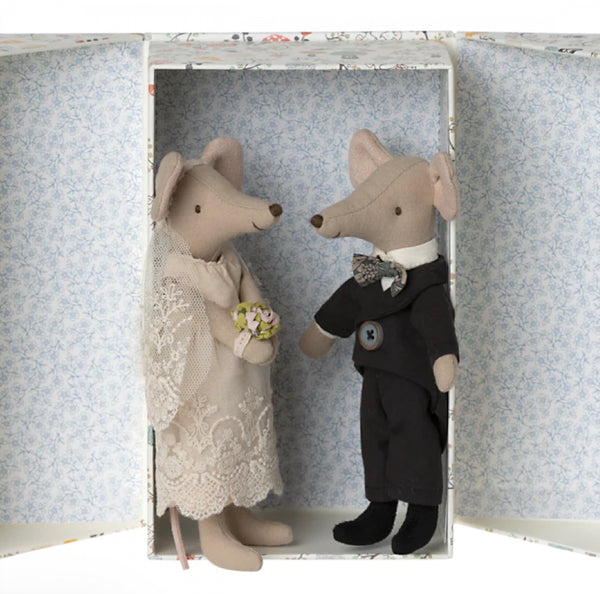 Wedding Mice - Couple in Box