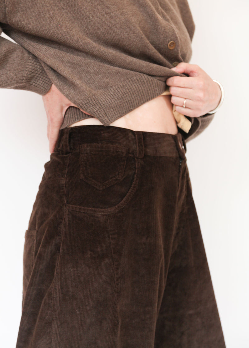 Corduroy Baggy Pants -Brown