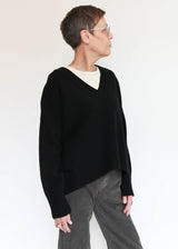 Aura V-Neck Sweater - Black