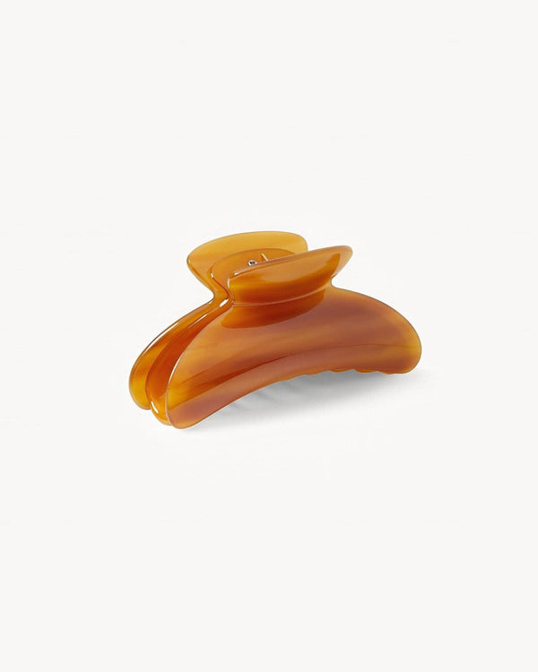 Grande Heirloom Claw in Cognac