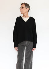 Aura V-Neck Sweater - Black