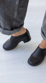 Terrace Clog - Black