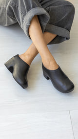 Terrace Clog - Black