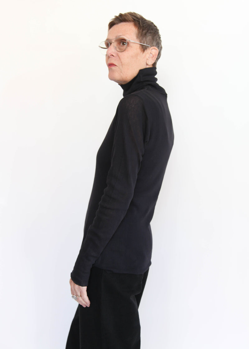 Double Mesh Turtleneck - Black