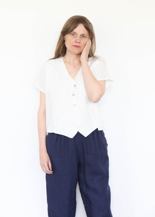 S/S V-Neck Shirt - Cream