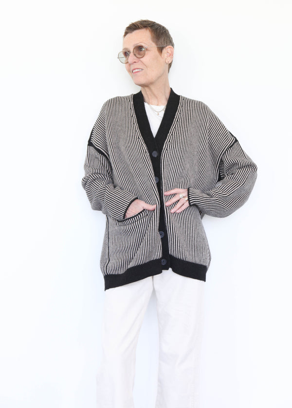 Linea Cardigan - Black Melange/Sisal OS