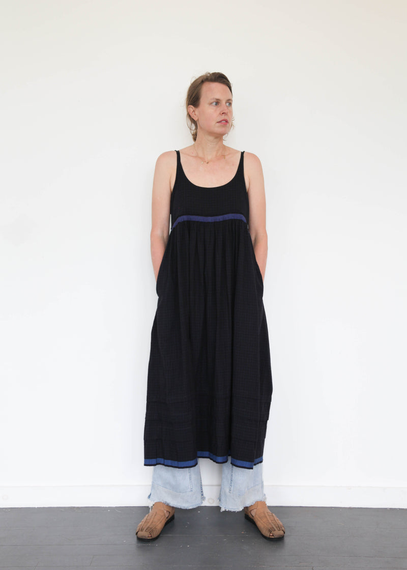 Kanni - 14 Slip Dress