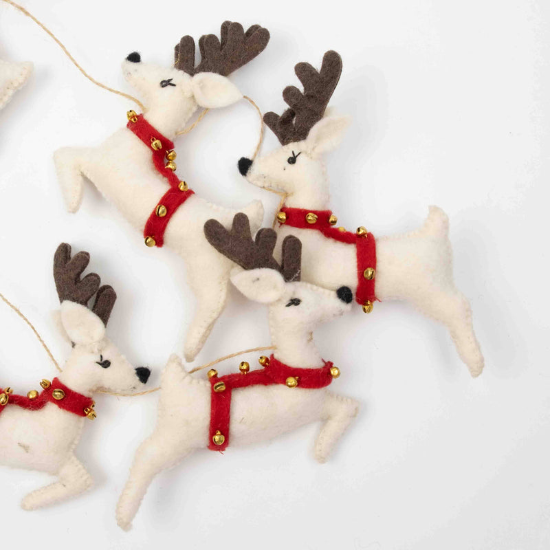 Garland - Santa with Sleigh and 7 Reindeer -White - NEW!
