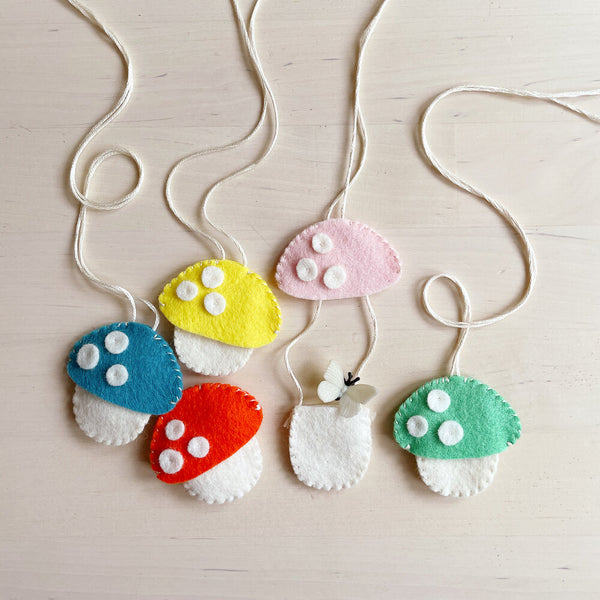 Mushroom Secret Pocket Necklace Kit